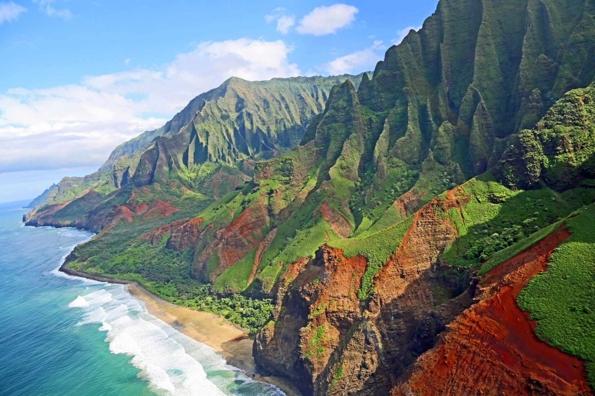 Kauai: Unveiling the Enchanting Beauty of the Garden Island